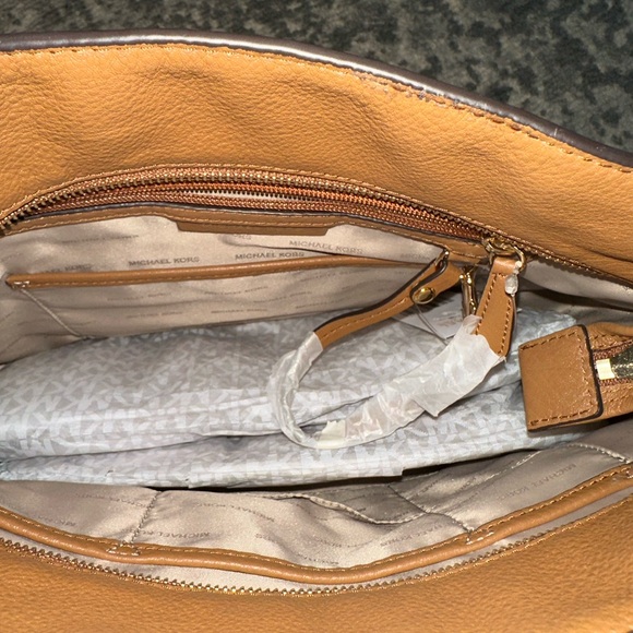 Michael Kors Fulton large hobo bag - Picture 8 of 9